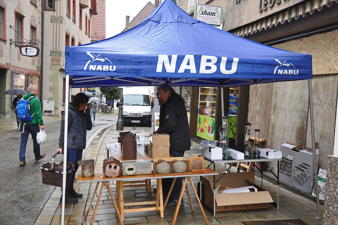 NABU informierte über Nistkästen und Winterfütterung